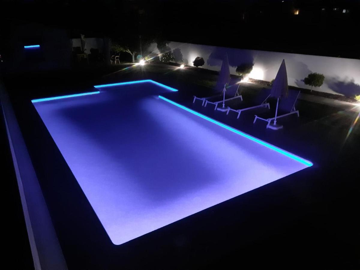 Casa Rural Con Piscina Vina De Millan او غروف المظهر الخارجي الصورة